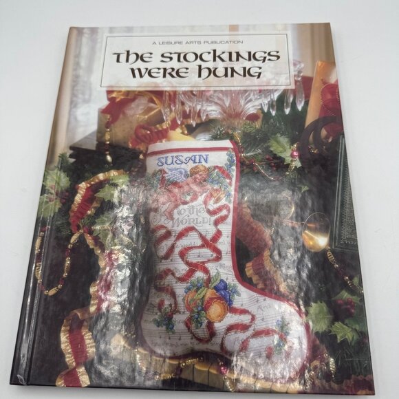 Leisure Arts The Stockings Were Hung Cross-Stitch Patterns Christmas Holiday - Picture 1 of 6